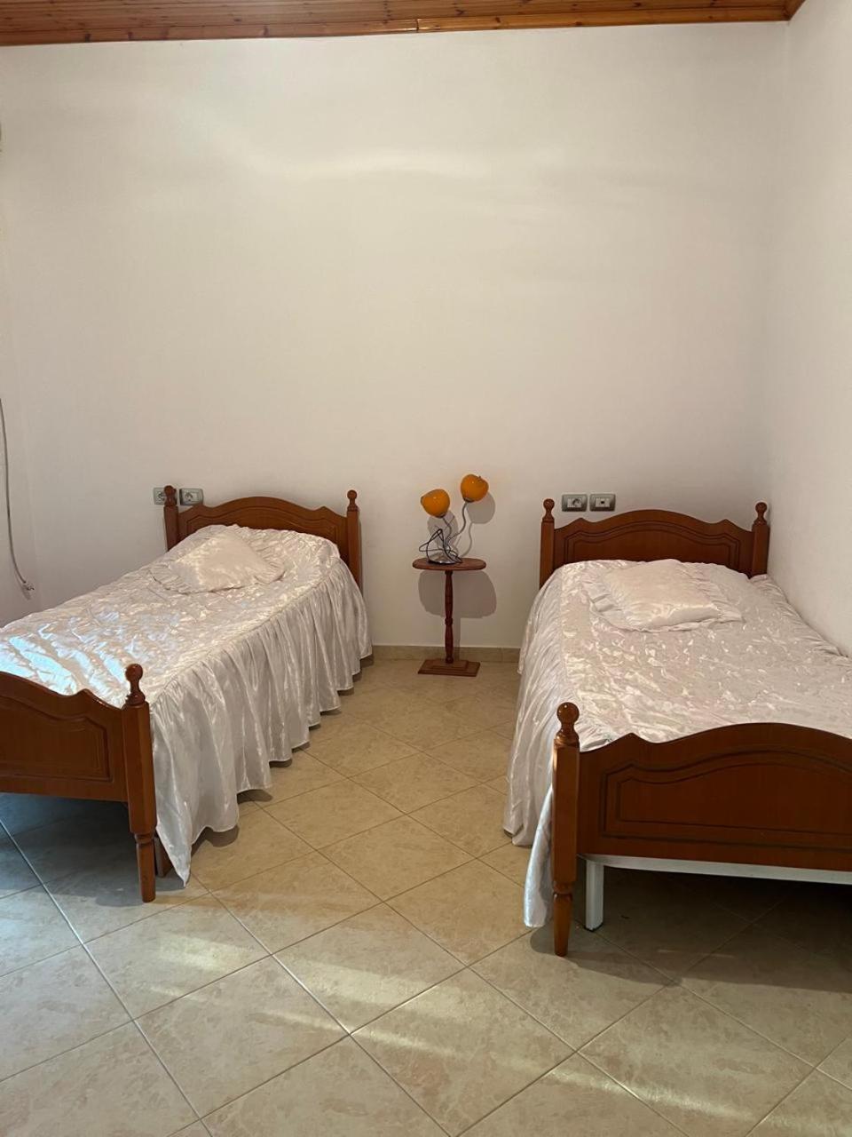 Nori House Hotel Vlore Luaran gambar