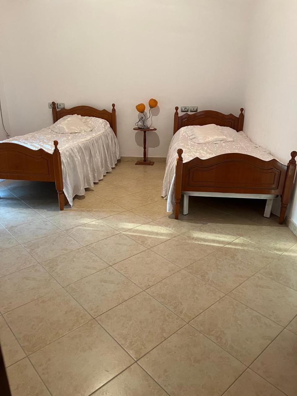 Nori House Hotel Vlore Luaran gambar